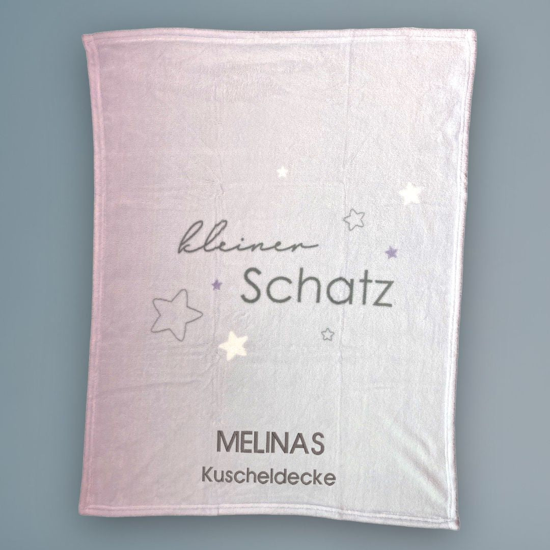 Kuscheldecke mit Namen kleiner Schatz rosa von wolimbo