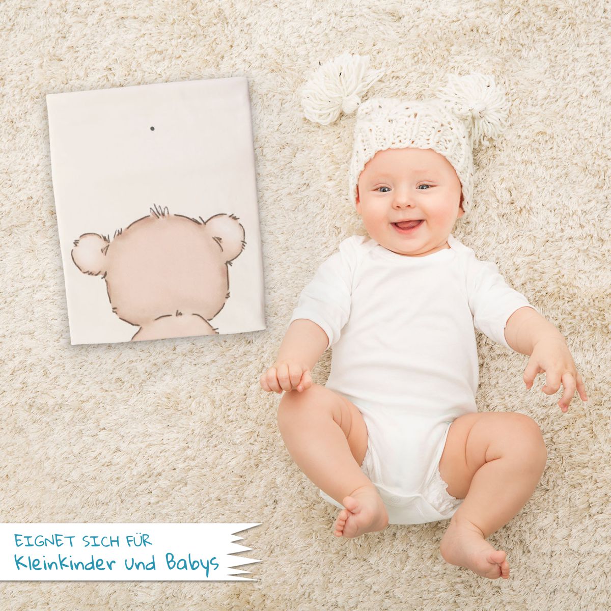Baby mit Kuscheldecke mit Namen