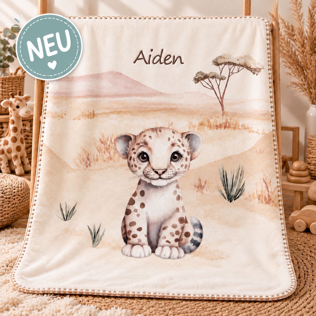 Babydecke Kleiner Leo mit Leopardenbaby-Motiv vollständig ausgebreitet