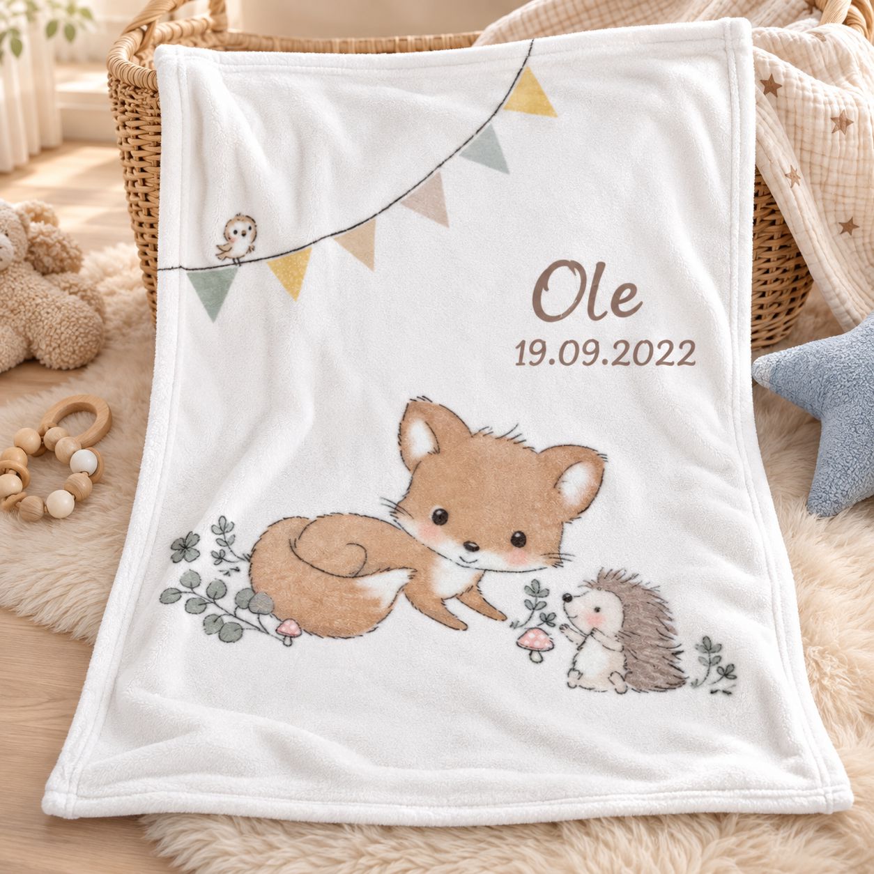 Personalisierte Waldfreunde Babydecke mit Fuchs und Igel sowie Name und Datum
