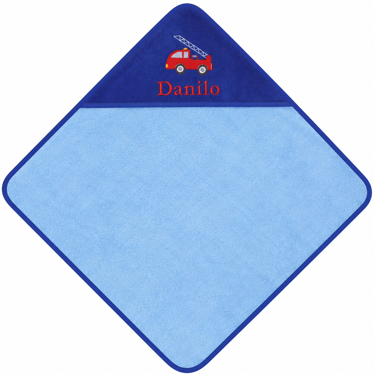 Hellblaues Kapuzenhandtuch mit dunkelblauer Kapuze, Feuerwehrmotiv und gesticktem Namen