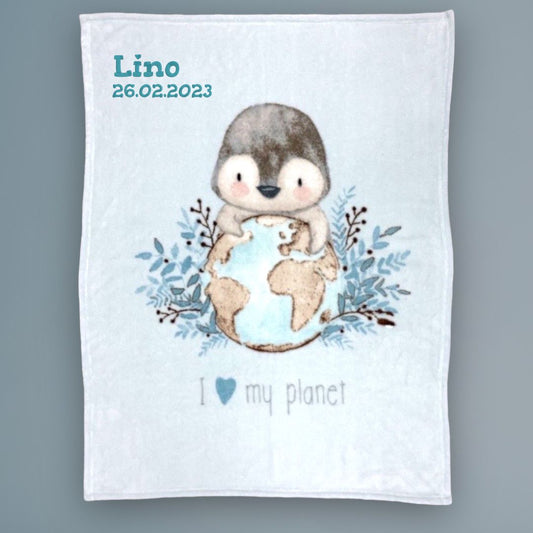 Pinguin Babydecke bestickt mit Namen von wolimbo