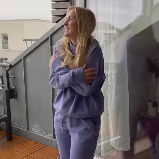 Beispiel Video Kuscheldecke mit Namen bestickt